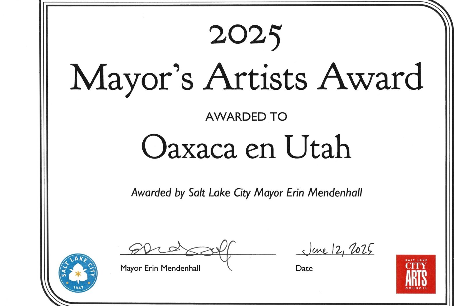 Certificado Mayor's Artists Award 2025 entregado a Oaxaca en Utah por la alcaldesa de Salt Lake City Erin Mendenhall